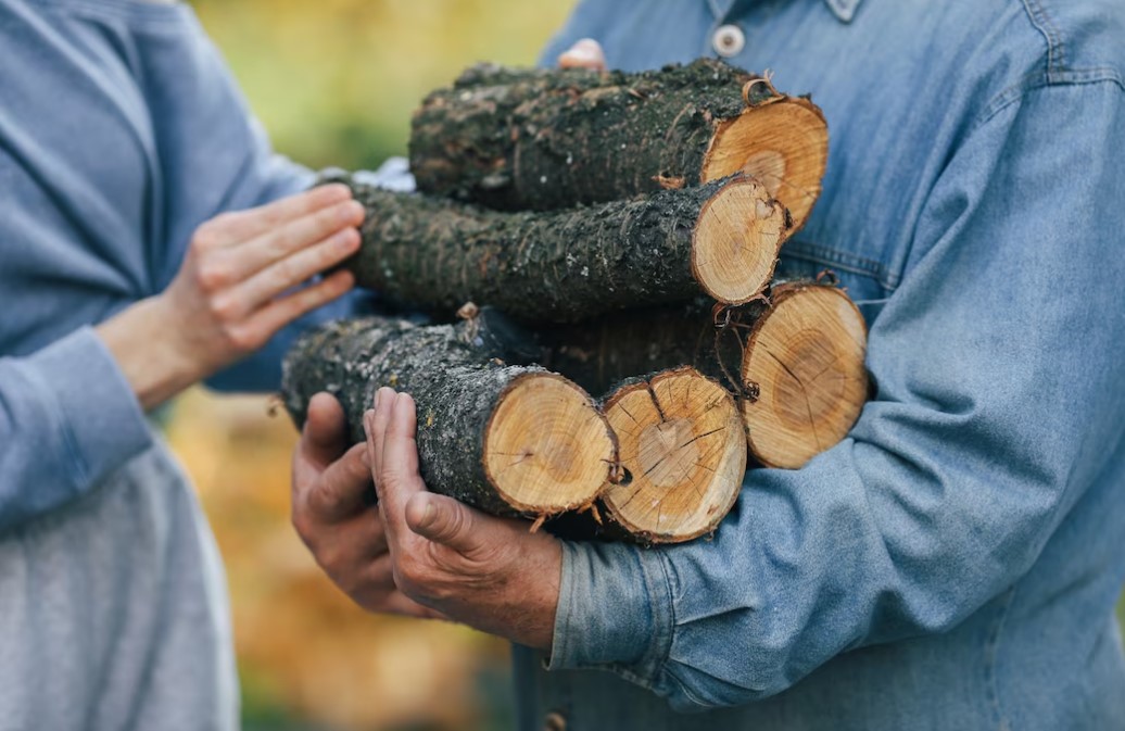 Cutting thicker branches or logs