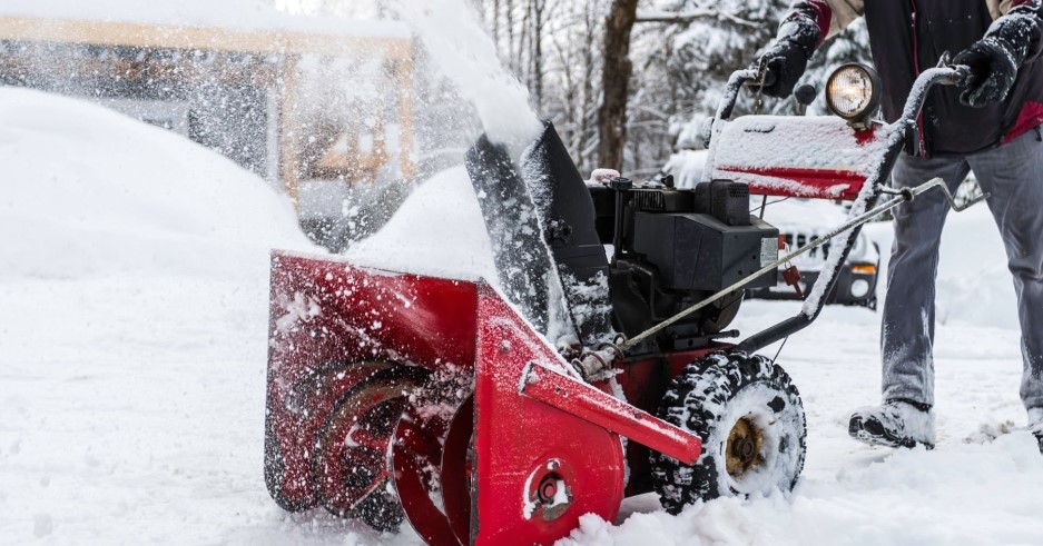 Can a Snow Blower Remove Ice?